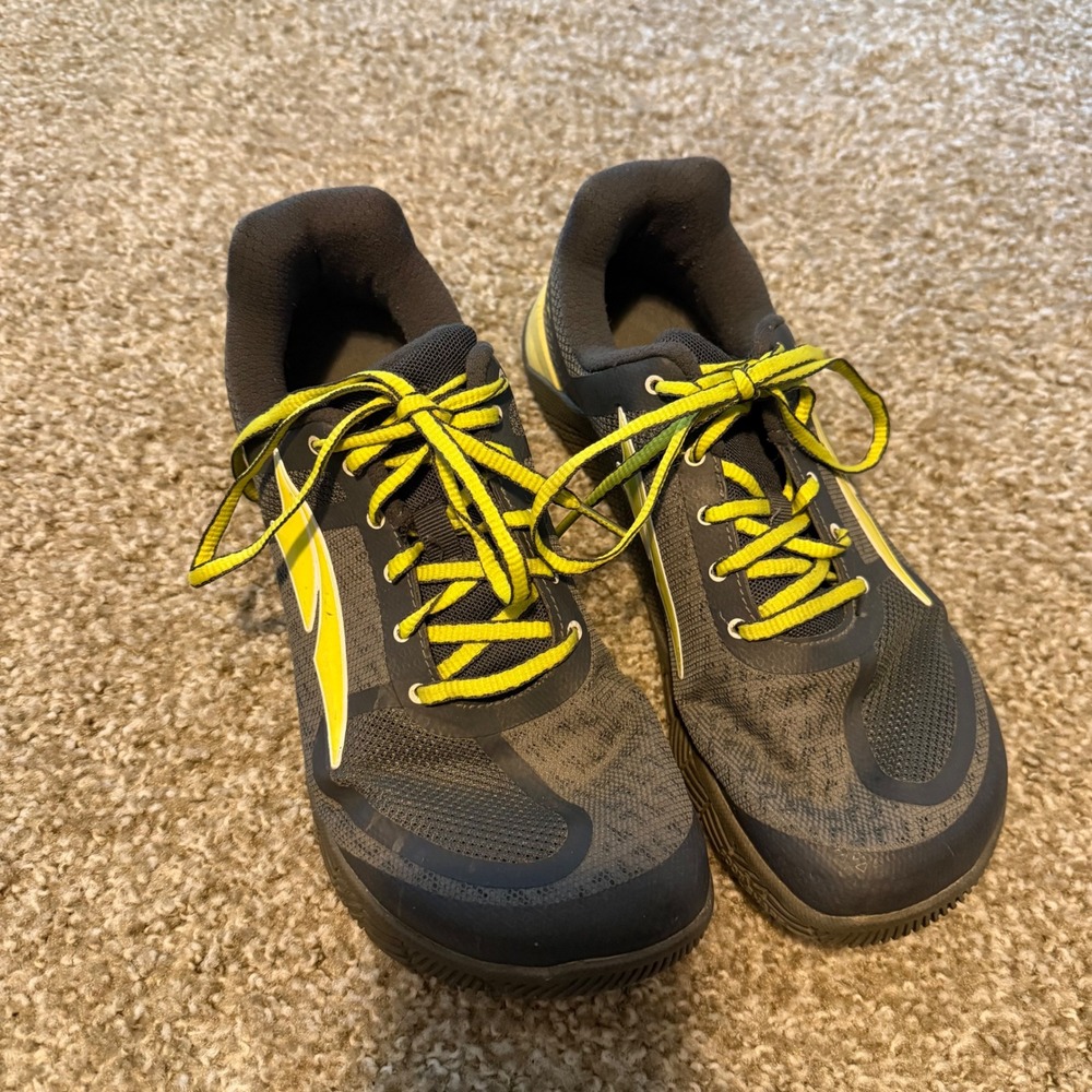 Altra HIIT XT cross-training shoes Gray green 8 athletic outdoor active running
